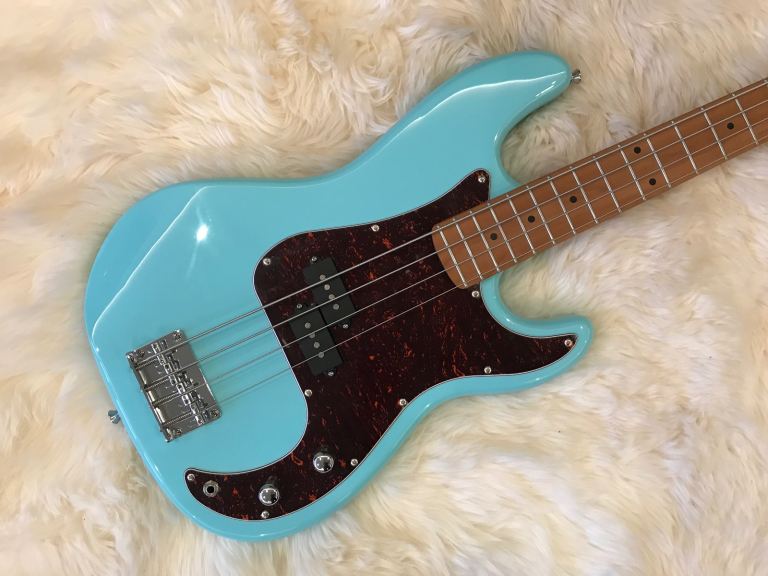 Fazley Sunset Series Piranha 4 Sky Blue Electric Bass Guitar with Gig Bag, new!