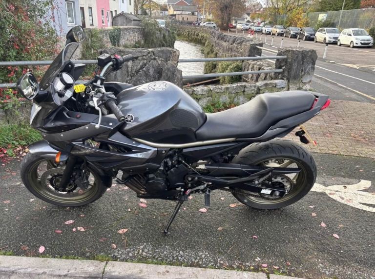 Yamaha, XJ, 2010, 599 (cc)