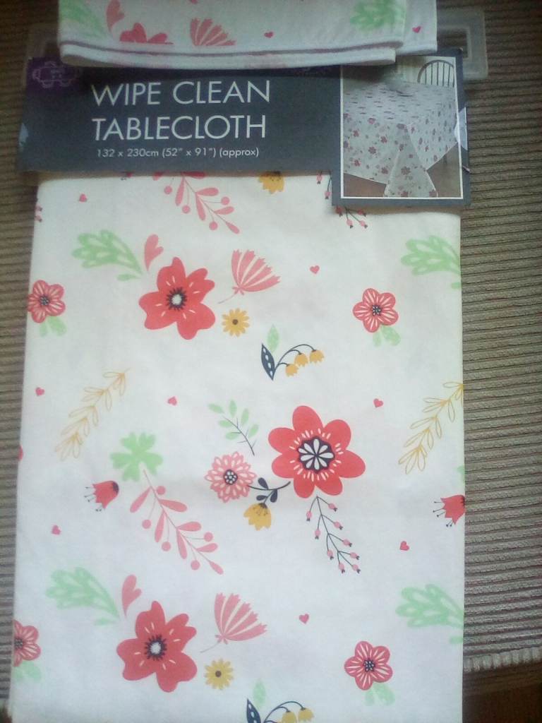 Table cloth