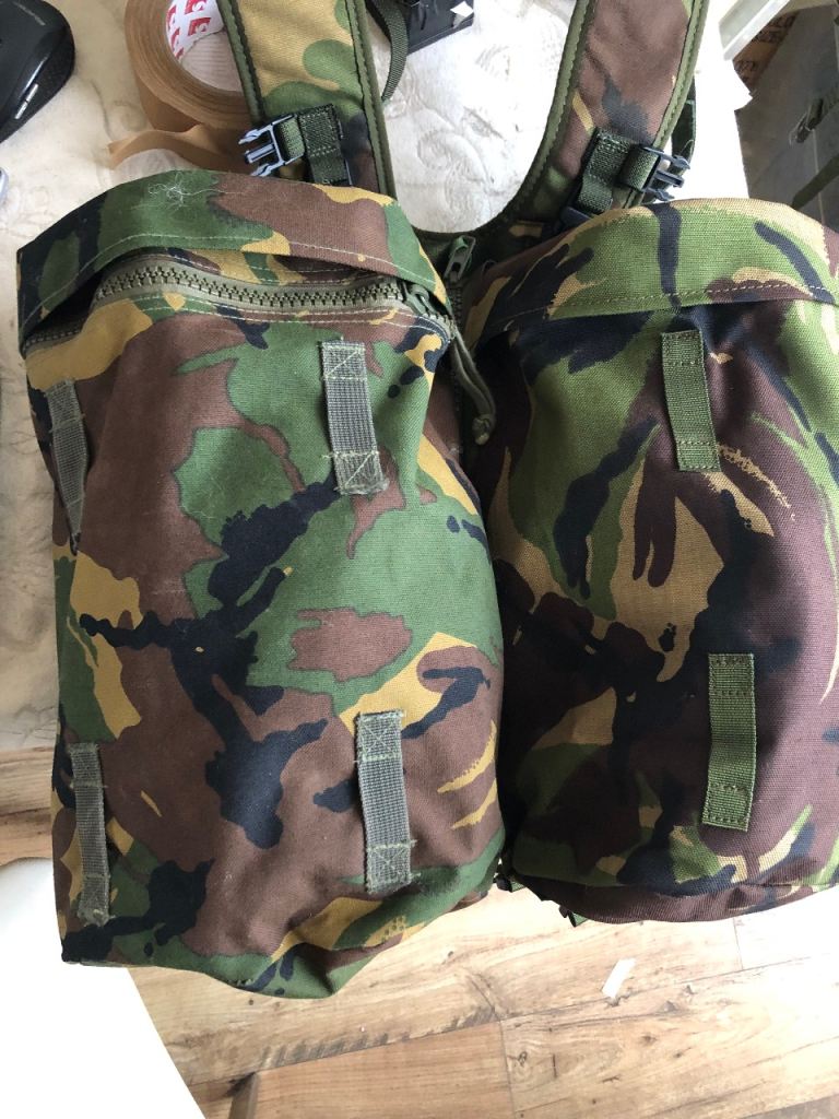 4 side pouches ex military bargain price 