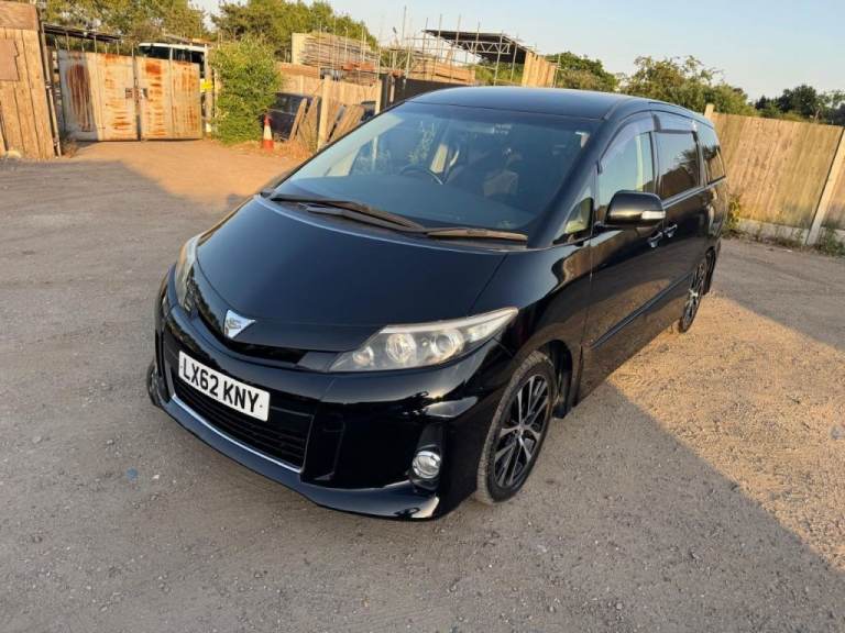  Toyota Estima Aeras Petrol