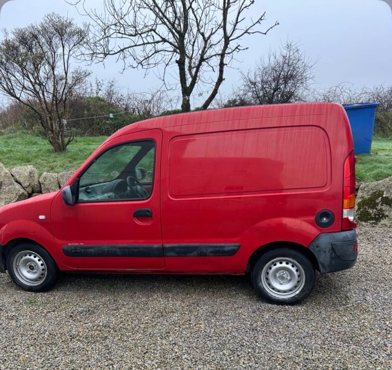 Renault kangoo diesel van, excellent mpg, new mot