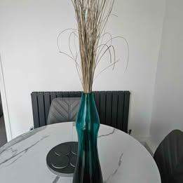 EMERALD / Turquoise vase for sale £3