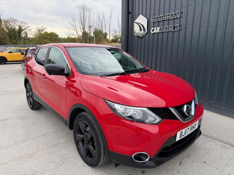 2017 Nissan Qashqai 1.2 DIG-T N-Connecta 2WD Euro 6 (s/s) 5dr HATCHBACK Petrol Manual
