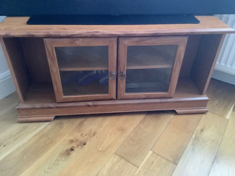 Mahogany tv stand
