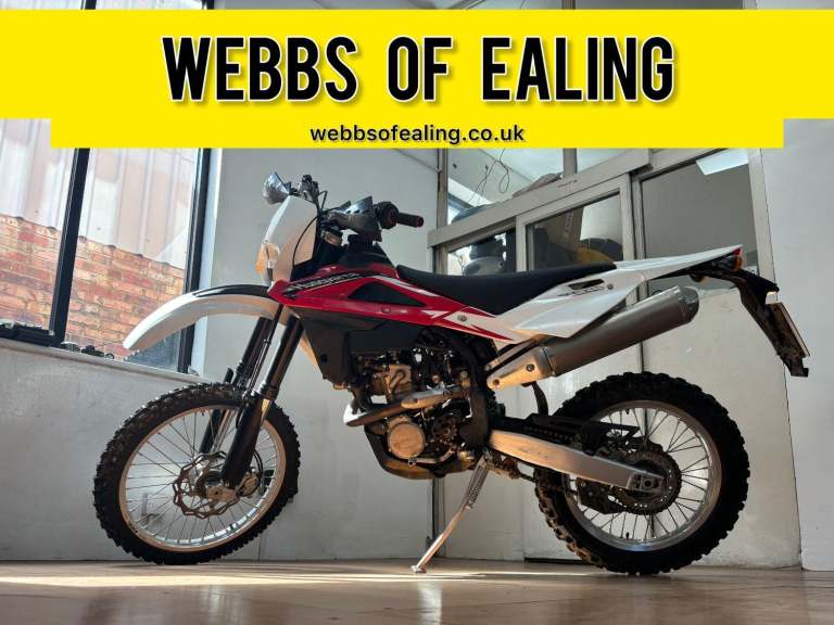 image for HUSQVARNA TE Red Manual Petrol 2012