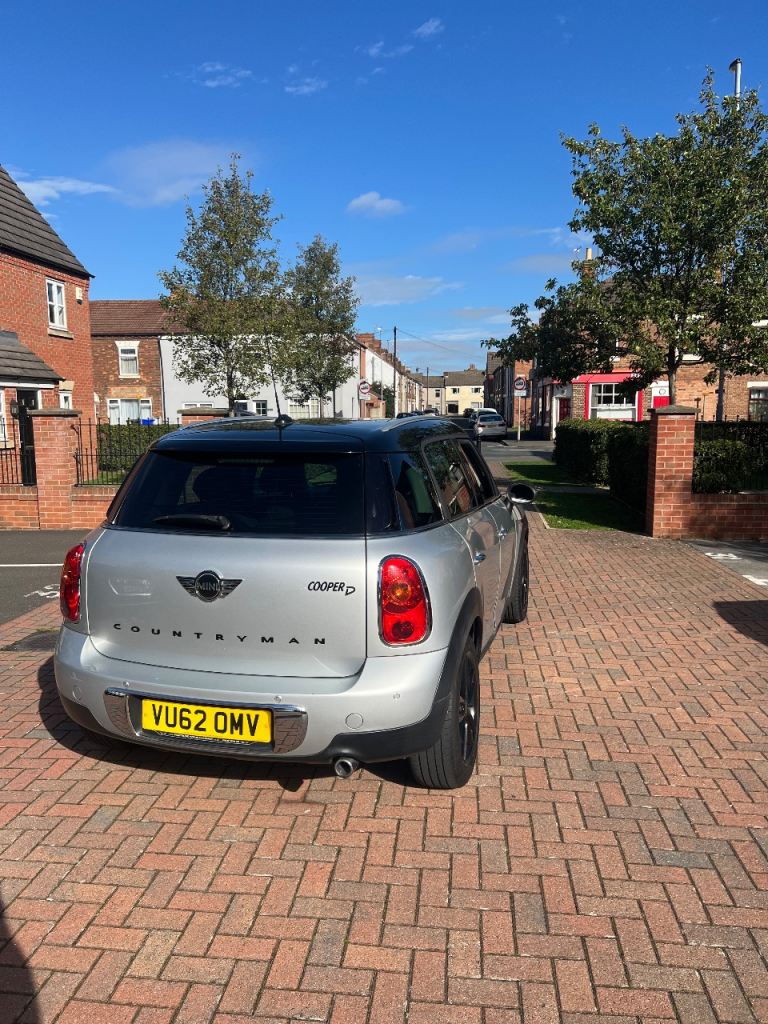 Mini, COUNTRYMAN, Hatchback, 2012, Manual, 1598 (cc), 5 doors