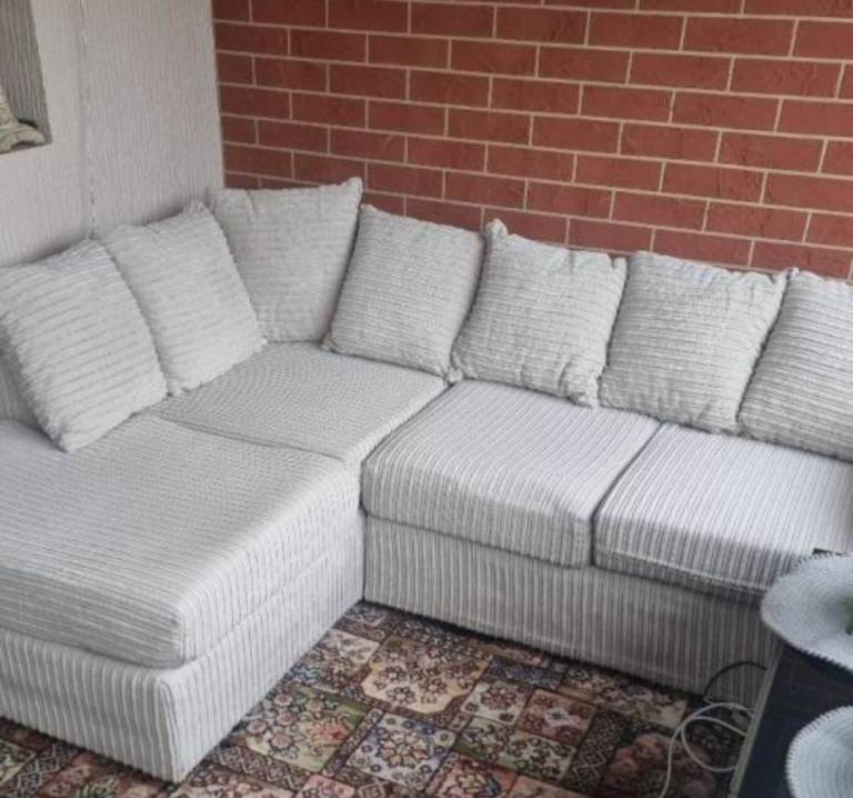 4 seater corner sofa 