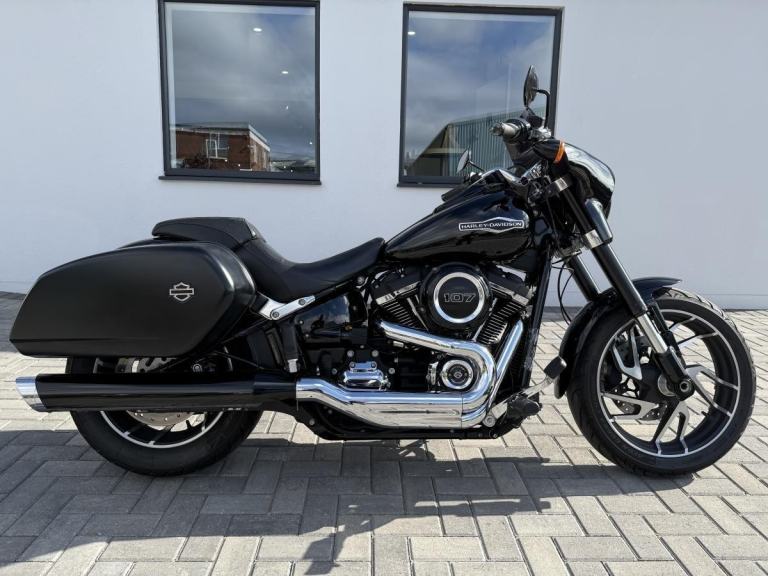 HARLEY-DAVIDSON FLSB SOFTAIL SPORT GLIDE 1745 2019