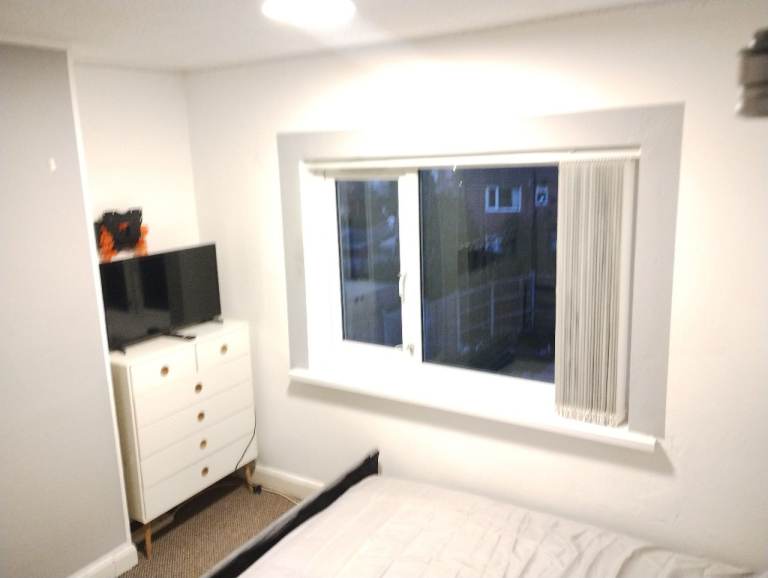 Double room to share 