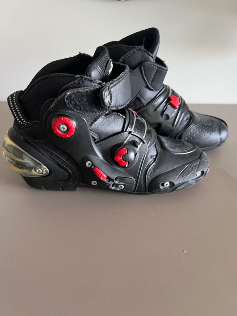 SIDI Streetburner Motorcycle Ankle Summer Boots size UK8 