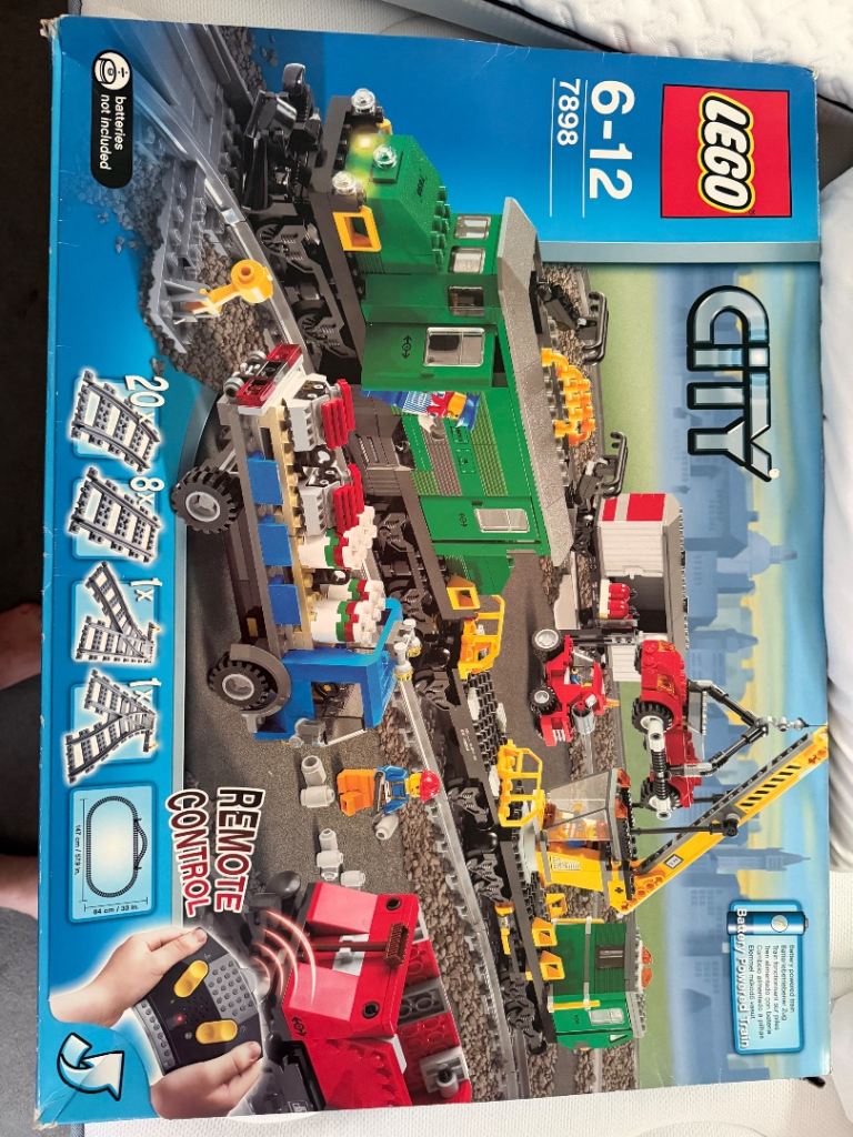 LEGO City 7898 Cargo Train Deluxe Remote Control Set