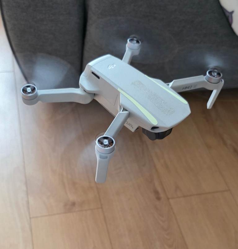 dji mini 2 se flymore bundle drone