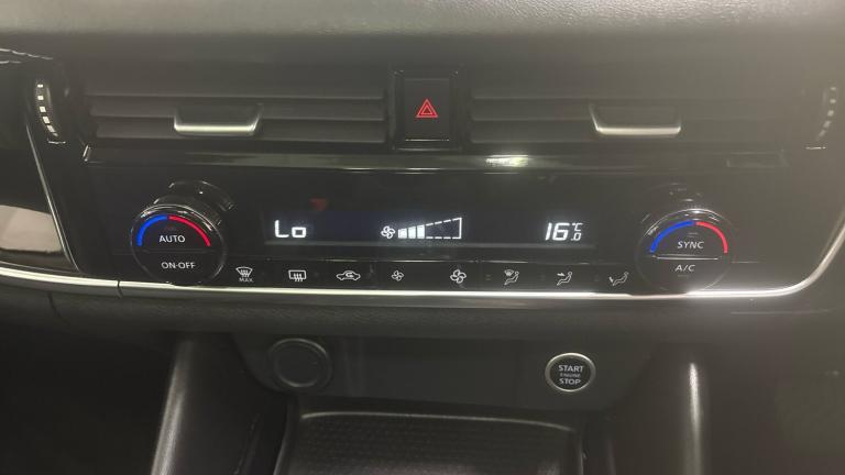 2022 Nissan Qashqai 1.3 DiG-T MH 158 N-Connecta 5dr Xtronic Petrol Hatchback Hatchback Petrol Aut...