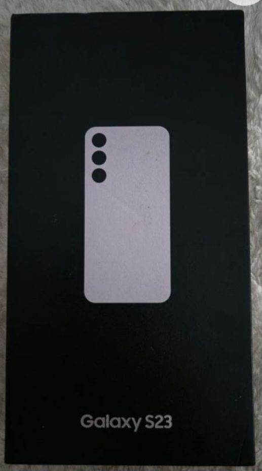 Samsung Galaxy S23 - Like new, lavender 