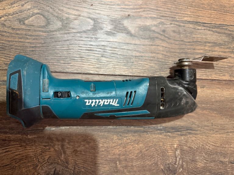 Makita 18v Multi Tool - no battery or charger