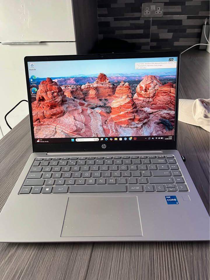 HP Pavilion Laptop 14-inch – Natural Silver, Good Condition