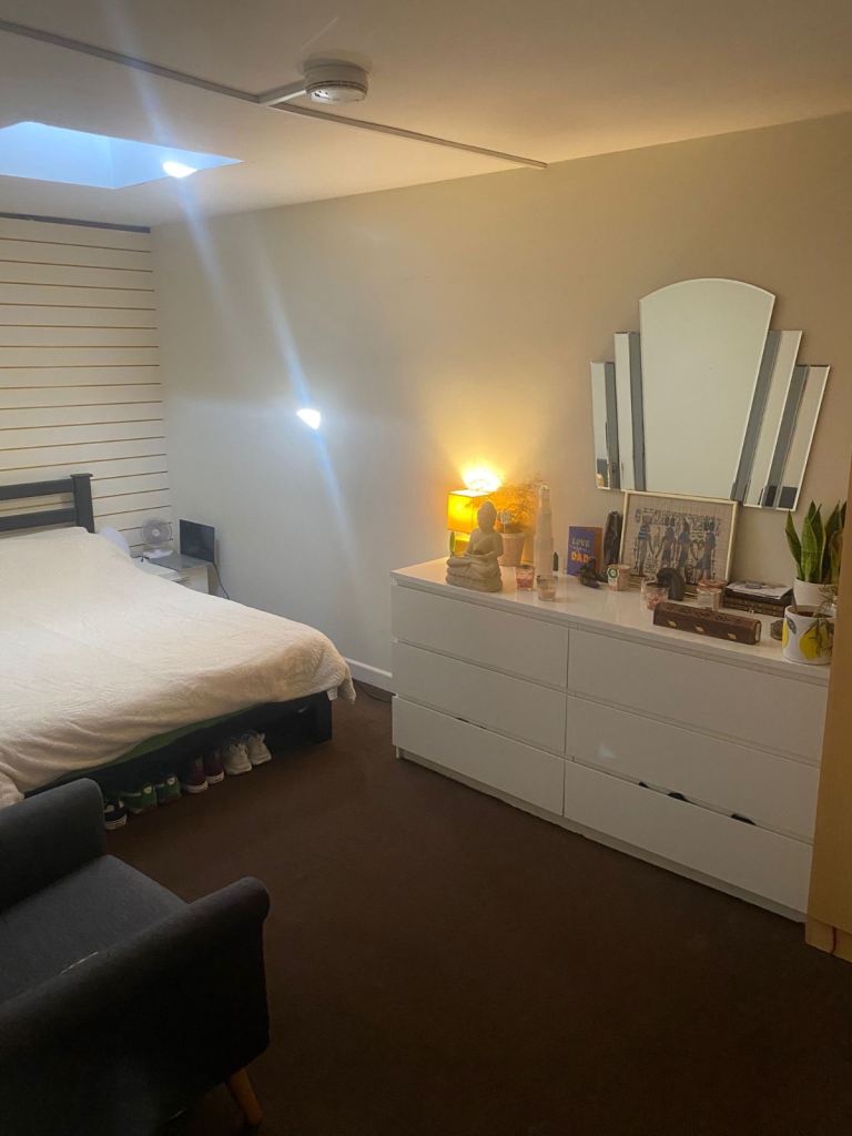 Room to let 