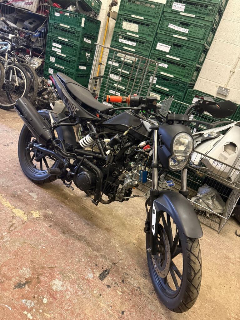 Kymco k-pipe 125 2013 parts breaking 