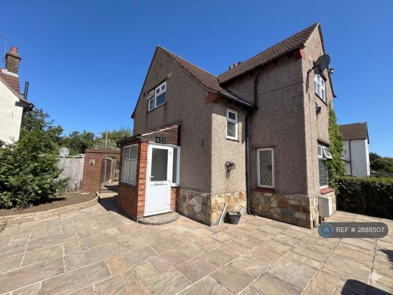 2 bedroom house in Ripple Road, Barking, IG11 (2 bed) (#2888507)