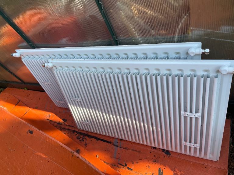2 Radiators 