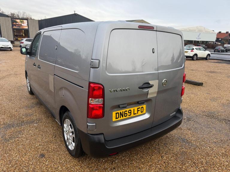 2019 Vauxhall Vivaro 1.5 Turbo D 2700 Dynamic L1 H1 Euro 6 (s/s) 6dr PANEL VAN Diesel Manual