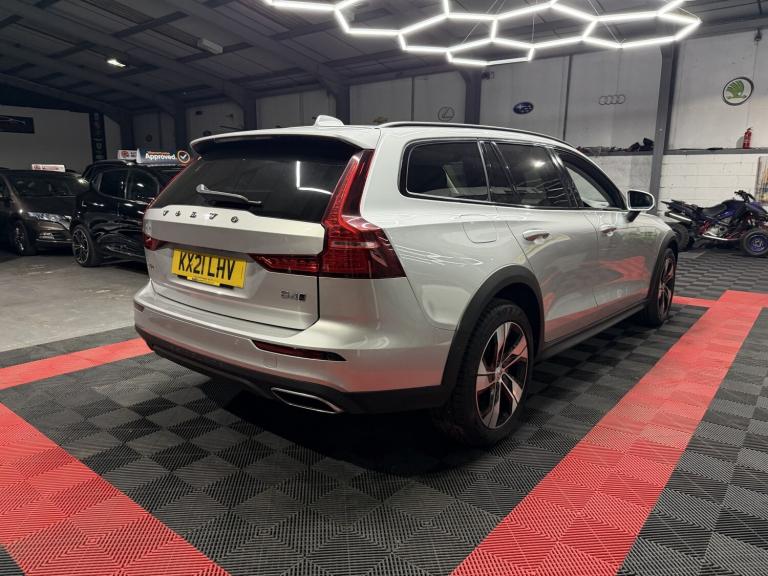 VOLVO V60 CROSS COUNTRY 2.0 Cross Country B4 AWD (197hp) Auto 2021