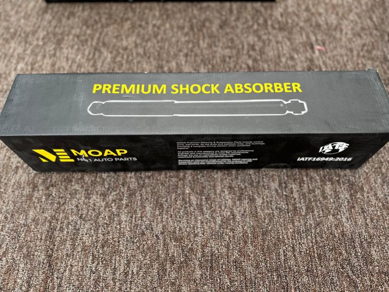 BRAND NEW PREMIUM SHOCK ABSORBER FRONT RIGHT FOR LEXUS GS £225 