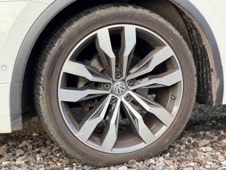 2019 Volkswagen Tiguan 1.5 TSI EVO R-Line DSG Euro 6 (s/s) 5dr ESTATE Petrol Automatic