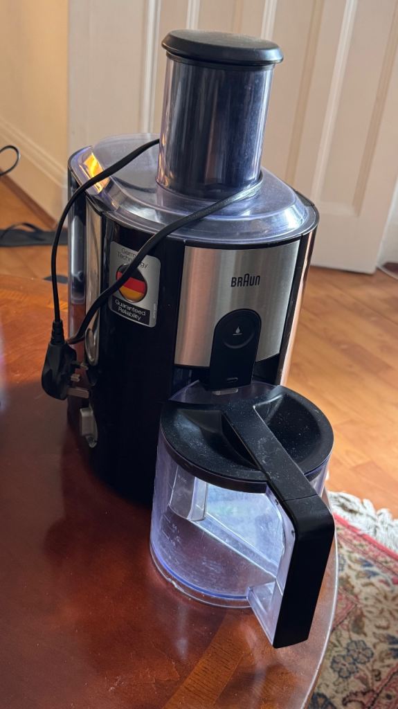 Braun J500 Multiquick 5 900W Stainless Steel Juicer - Black