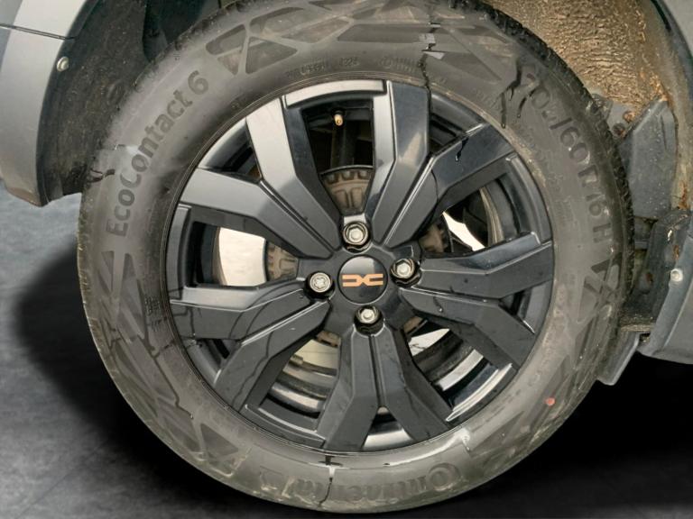 2024 Dacia Sandero Stepway 1.0 TCe EXTREME Hatchback 5dr Petrol Manual Euro 6 (s/s) (90 ps) - NAV...