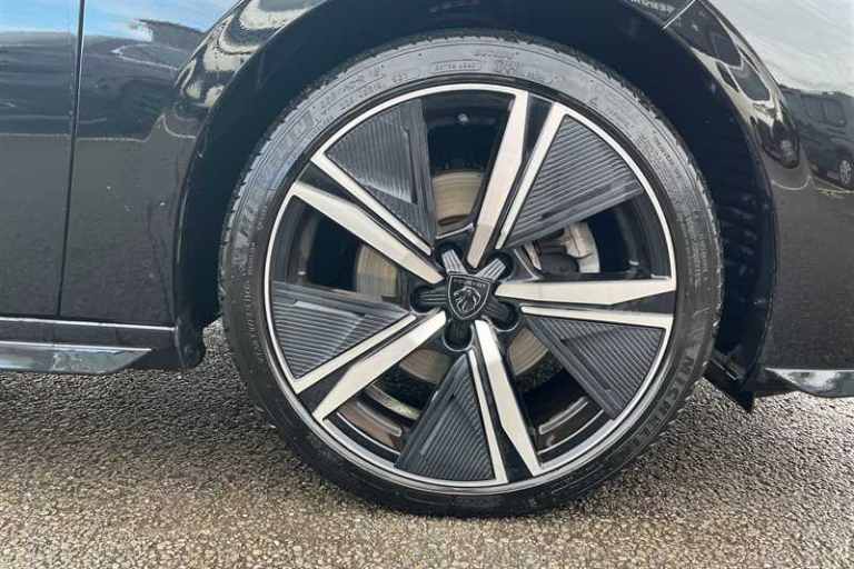 2024 Peugeot 308 1.5 BlueHDi GT 5dr EAT8 HATCHBACK DIESEL Automatic