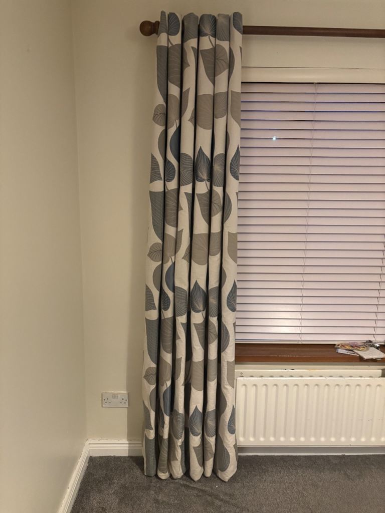 Blue / Cream heavy eyelet curtains