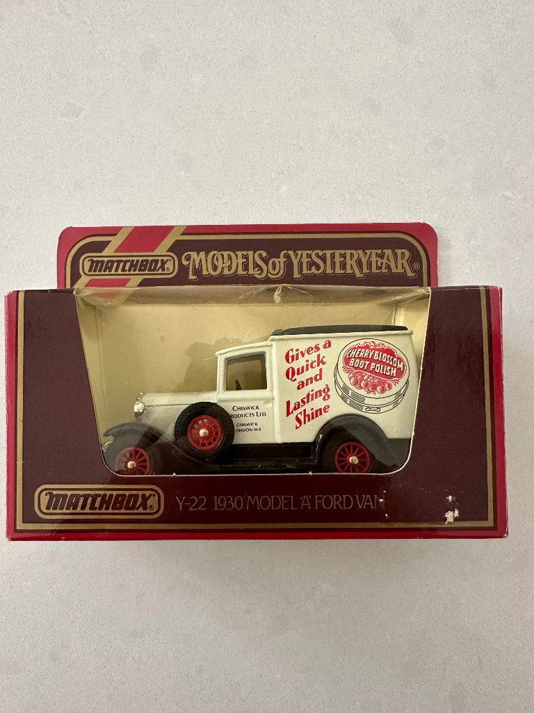 1930 Ford Model A Van, Cherry Blossom, Matchbox Models of Yesteryear Y22 , Boxed