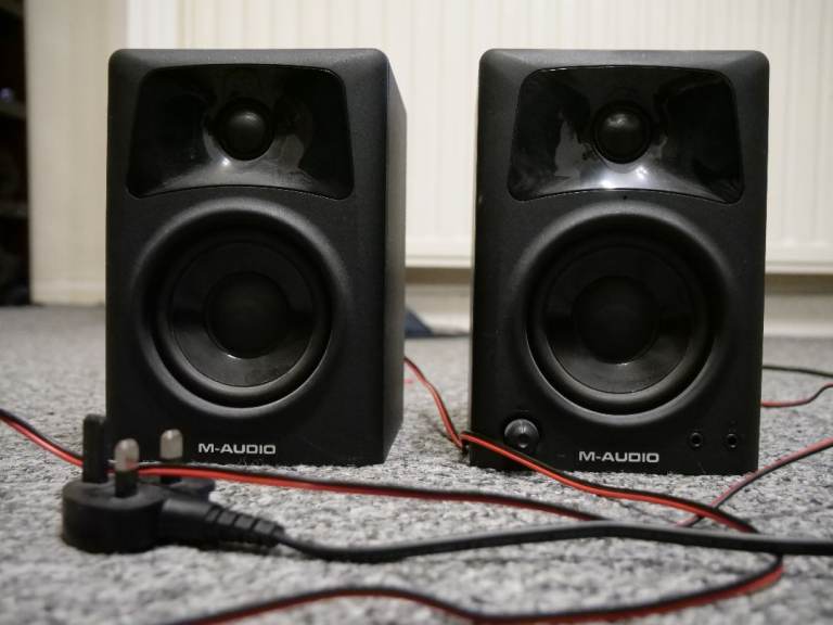 M-Audio AV32 Compact Studio Monitor Speakers - Pair in Black 