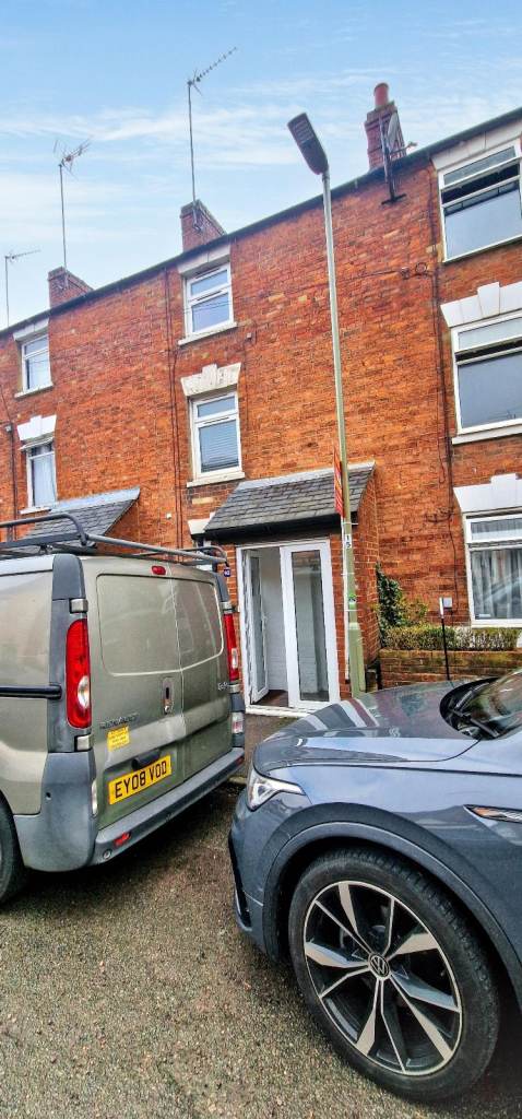 3-bedroom house in Banbury available for viewing