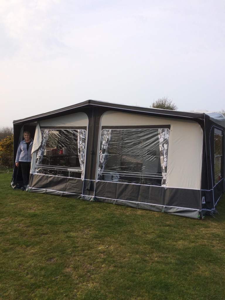 DOREMA FULL SIZE AIR AWNING