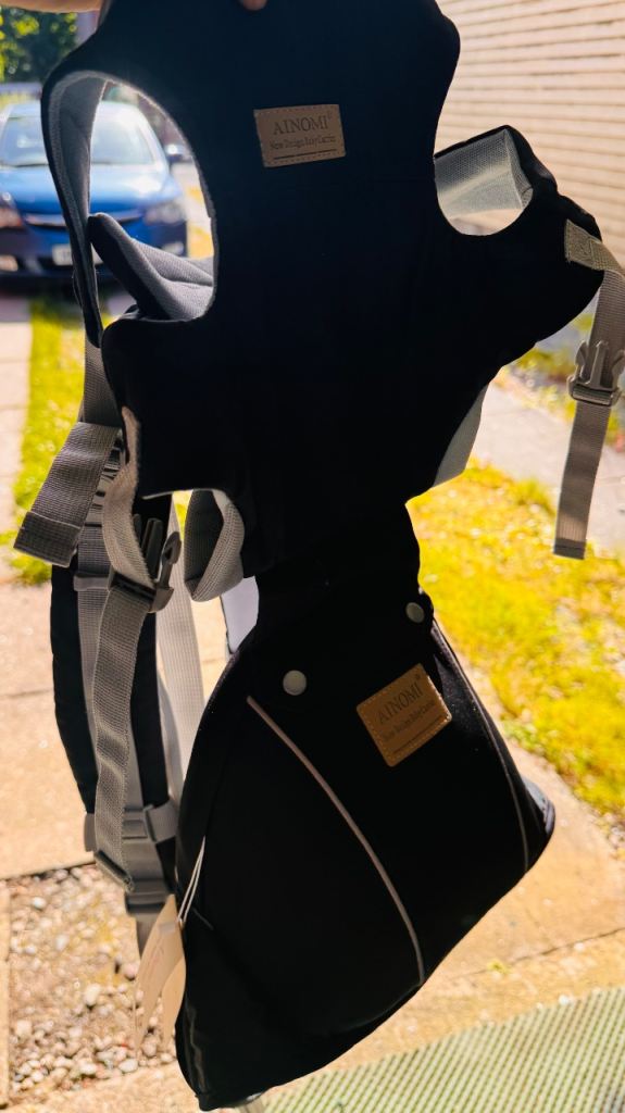 ADOLO Baby Carrier – Black, Excellent Condition