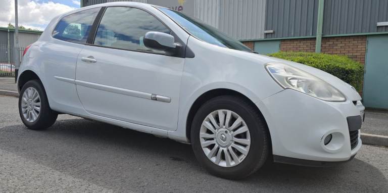Renault clio 1.2 Ford Volkswagen toyota nissan honda hyundai vauxhall peugeot skoda suzuki citroen 