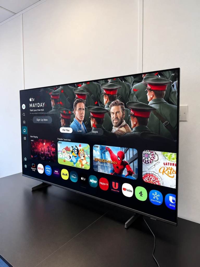 Samsung UE55U7000FK 55 Inch 4K UHD HDR Smart LED TV 2025 with Box
