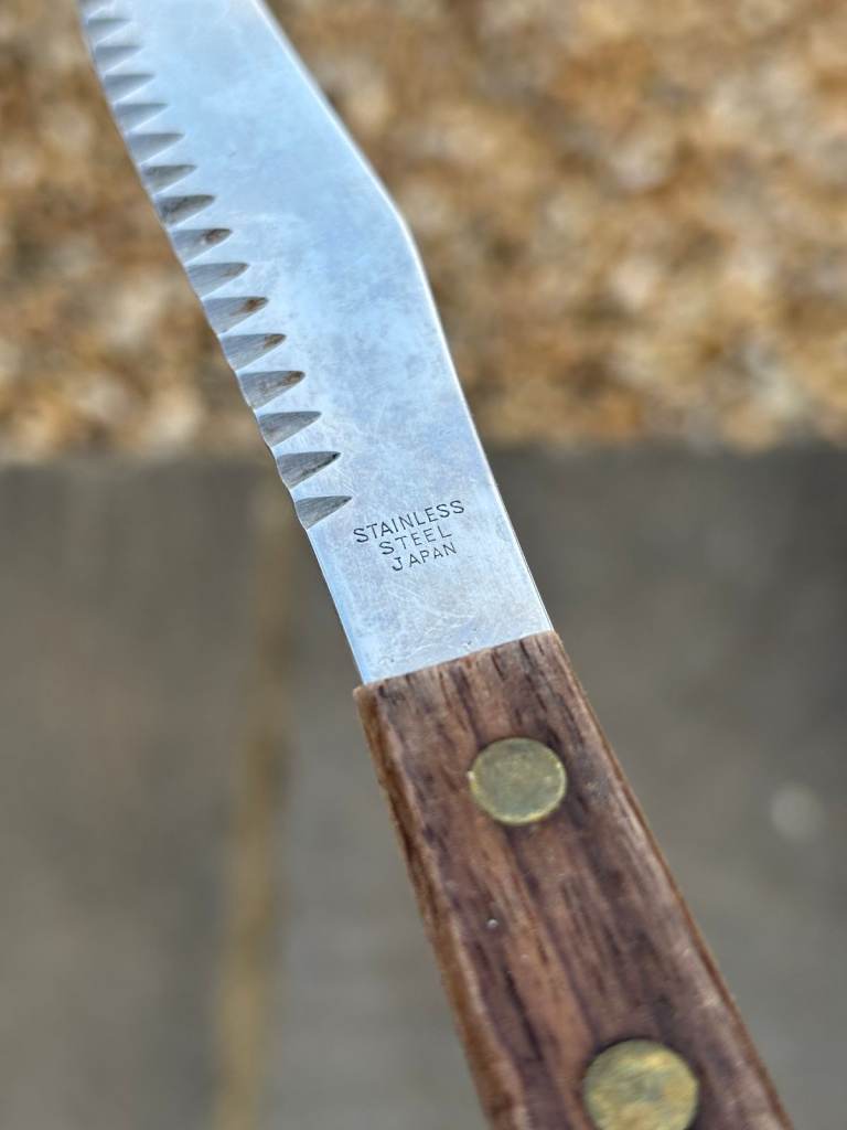 CHEESE KNIFE WITH WOODEN HANDLE JAPANESE STAINLESS STEEL