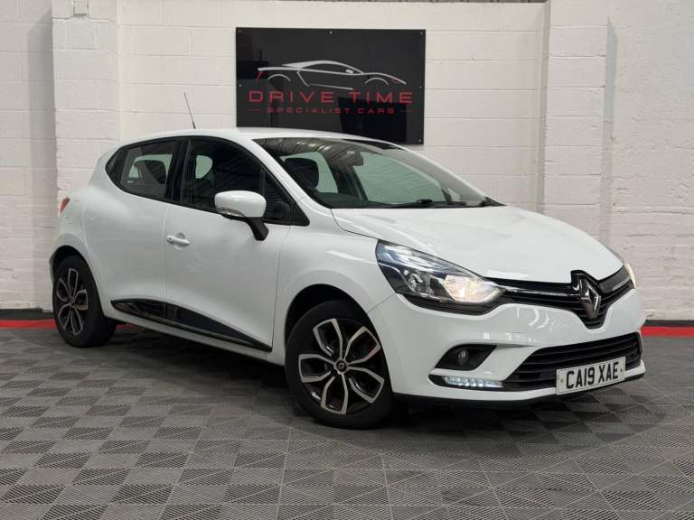 2019 Renault Clio 0.9 TCe Play Euro 6 (s/s) 5dr HATCHBACK Petrol Manual