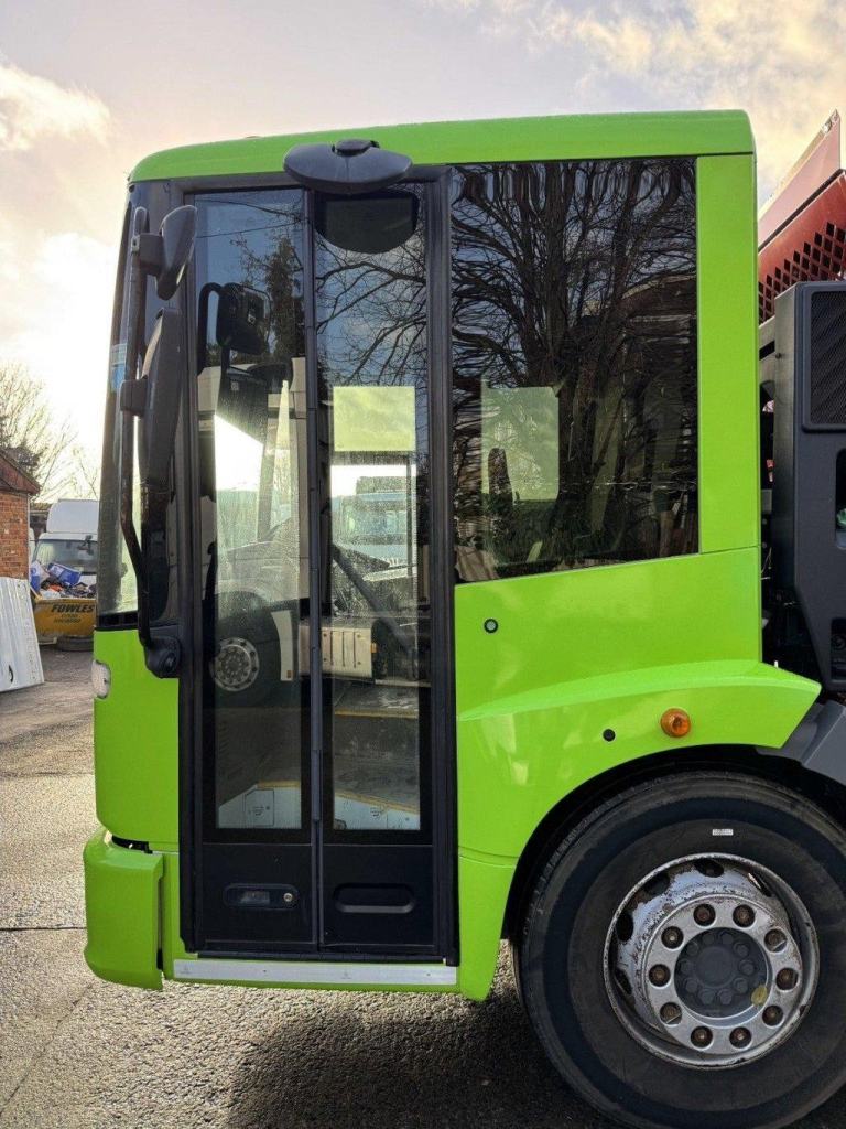 2018 MERCEDES ECONIC 1830 SKIP LOADER