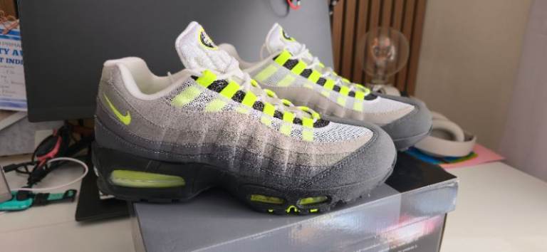 Nike Air Max 95 Neon 2026 10.5