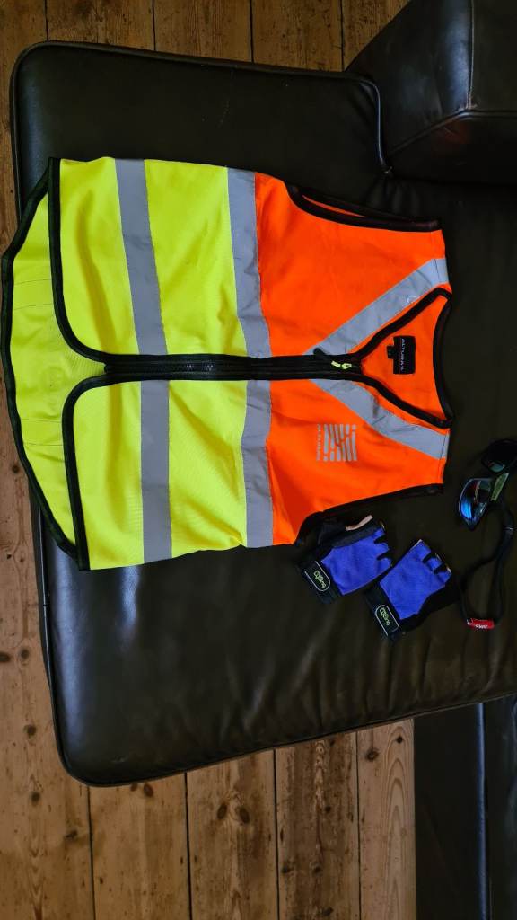 Cycling accessories 7-9 year olds