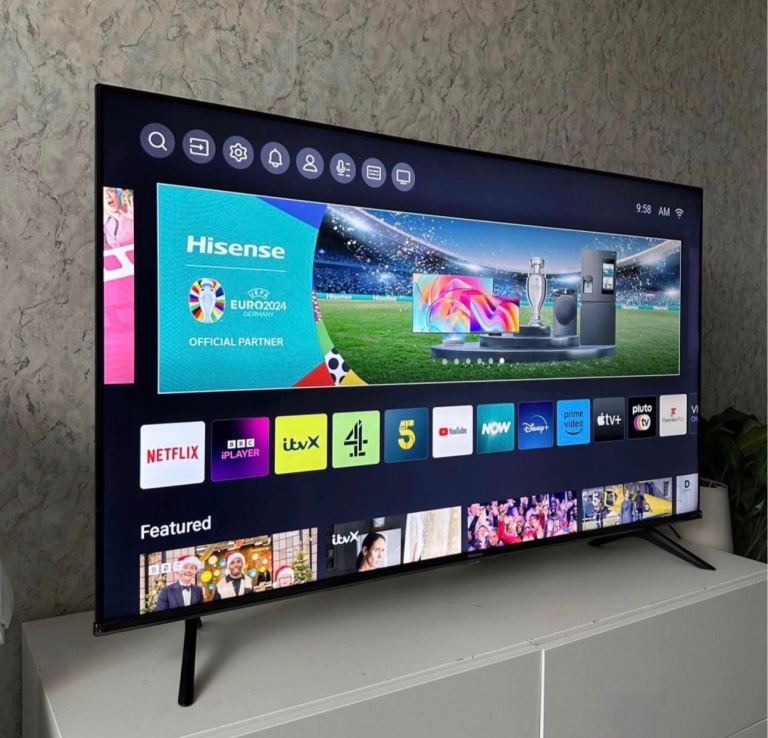55” 4K Hisense Smart WiFi   Ultra Hd led tv   Excellent condition   Original Remote