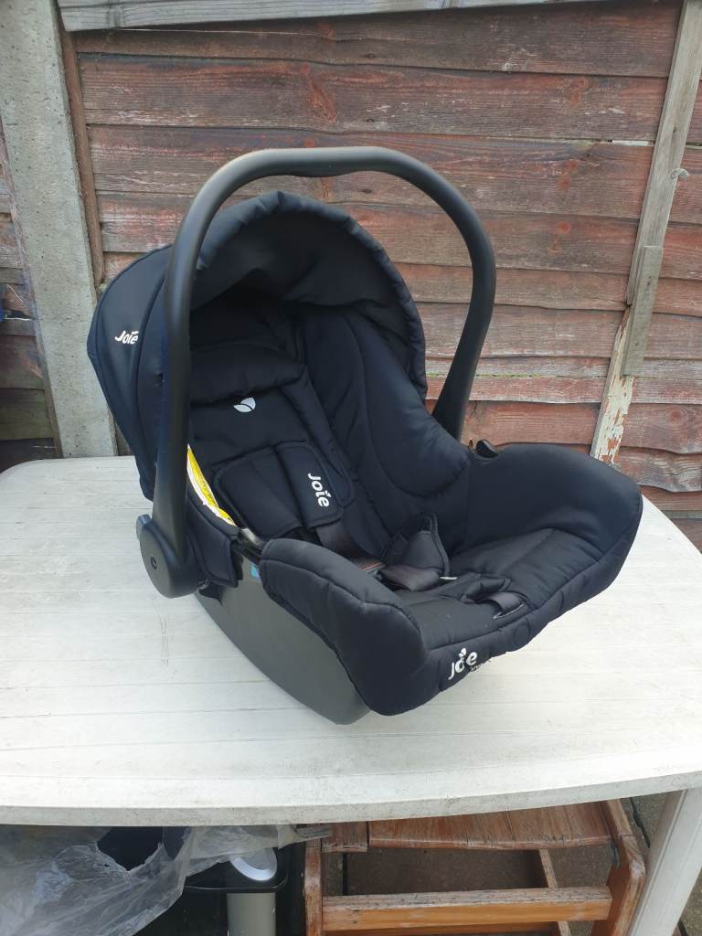 Joie Juva Classic Infant Car Seat 0+ in Black Ink. 