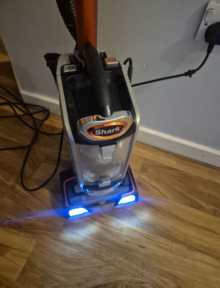 Shark upright hoover