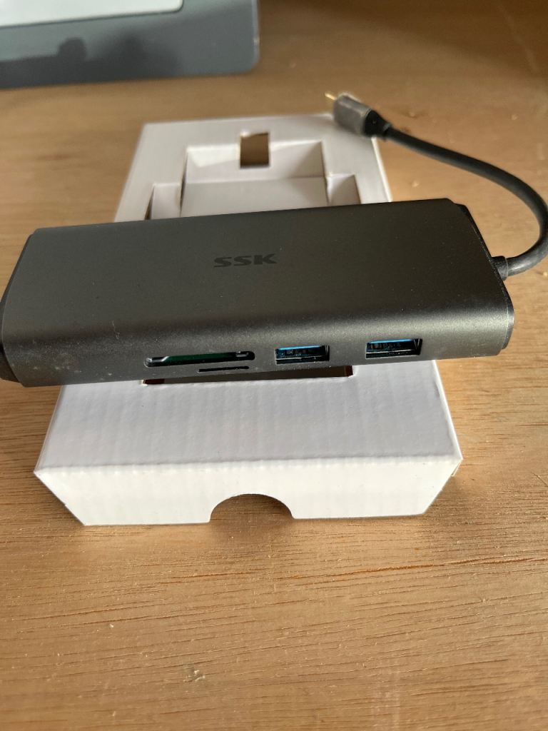 SSK USB-C Hub with Card Reader and USB Ports – As Good As New