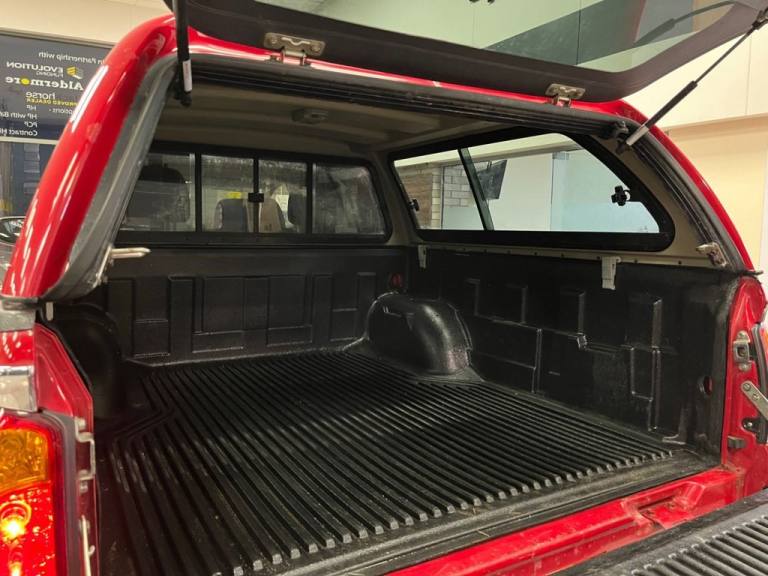 2014 Mitsubishi L200 2.5 DI-D Barbarian Pickup Double Cab 4dr Diesel Manual 4WD Euro 5 (LB) (175 ...